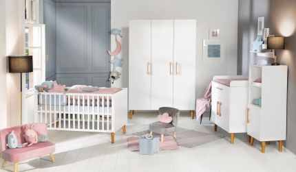 Комплект за бебешка стая Unirob